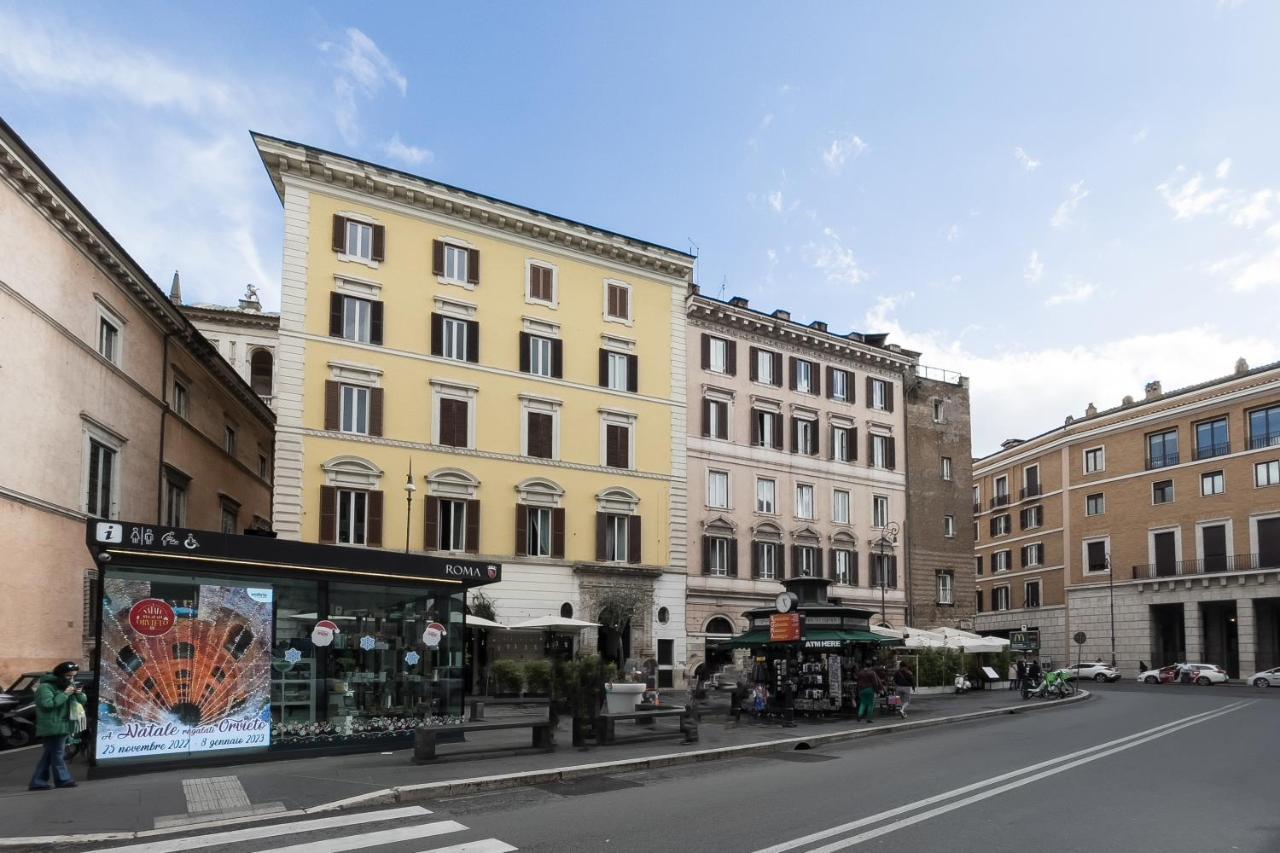 Ferienwohnung Cozy Wooden Apt In Piazza Navona Rom Exterior foto