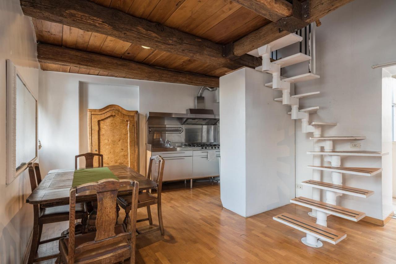 Ferienwohnung Cozy Wooden Apt In Piazza Navona Rom Exterior foto